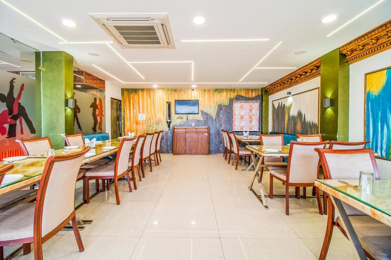 Fabhotel Eleven Heights Bhopal Eksteriør bilde